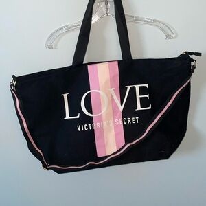 NWOT Victorias Secret LOVE Weekender Tote Travel Bag VS